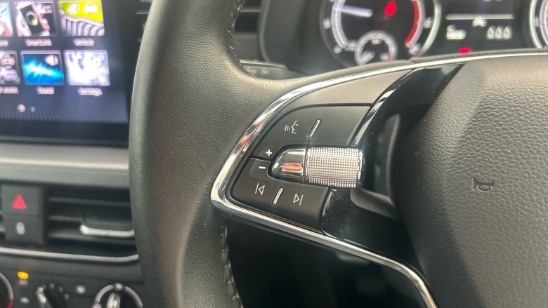 Skoda Kamiq 1.0 TSI 95 SE 5dr Petrol Hatchback